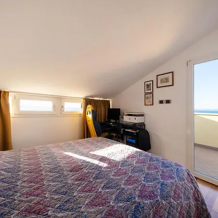 Apartmentsgarda - Baia Del Garda 5 Buitenkant foto