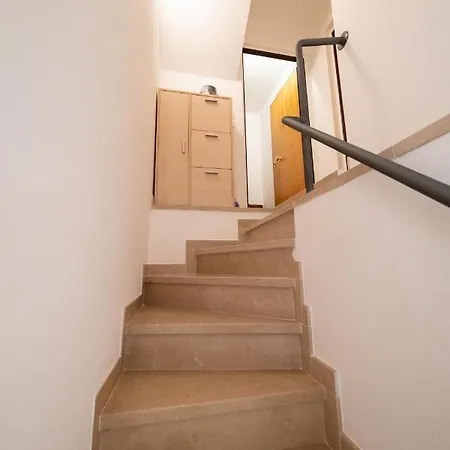 Apartmentsgarda - Baia Del Garda 5 Buitenkant foto