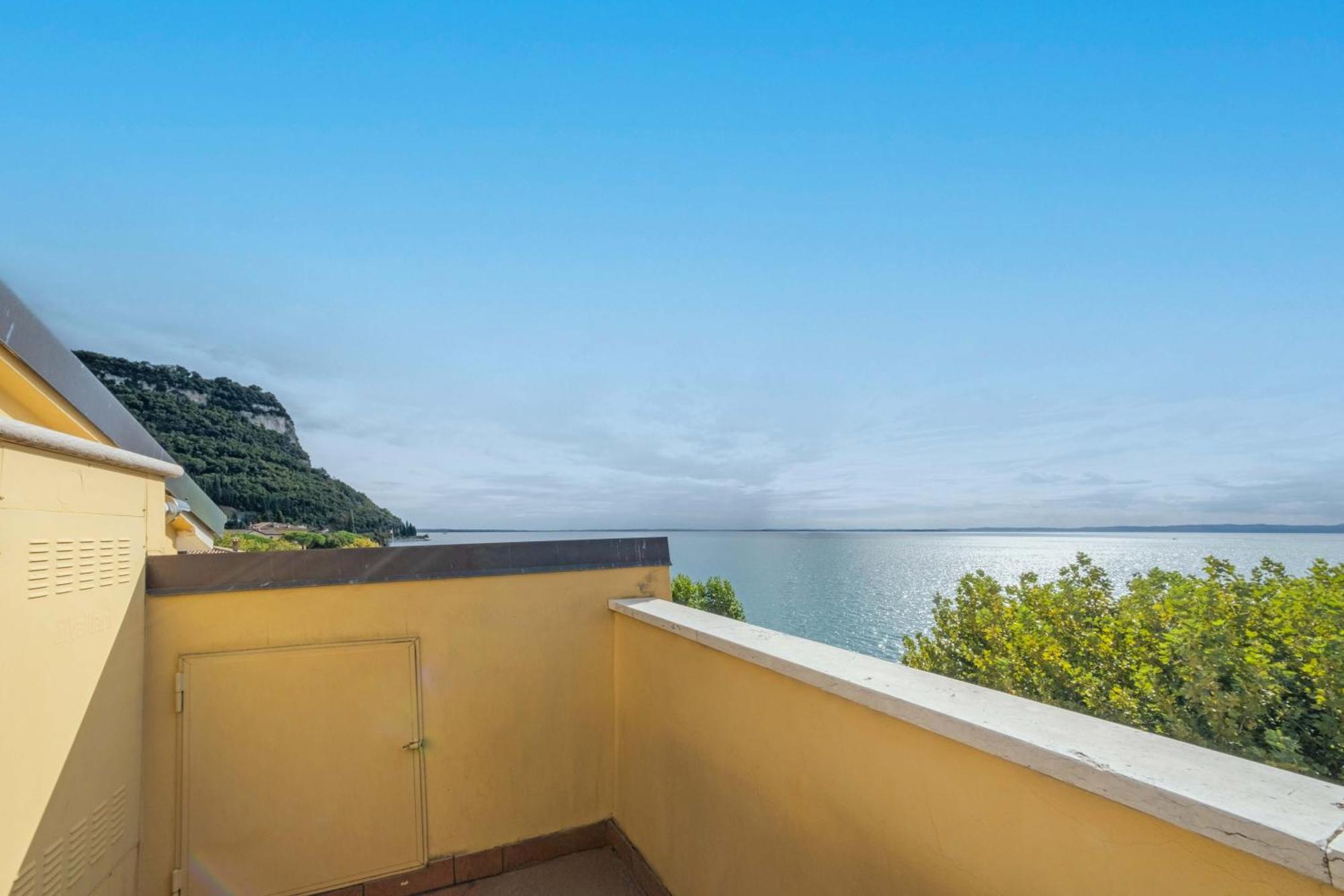 Apartmentsgarda - Baia Del Garda 5 Apartment Garda (Verona)